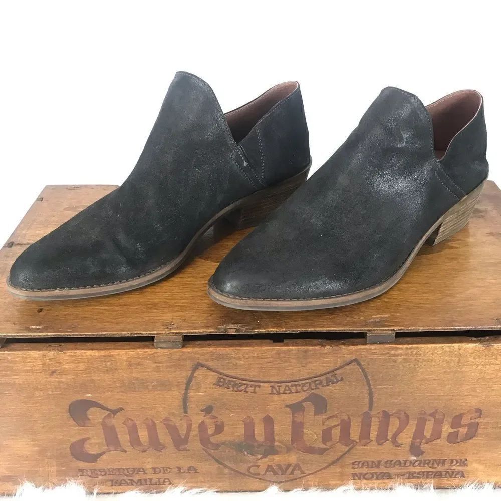 Lucky brand fuasst shoe